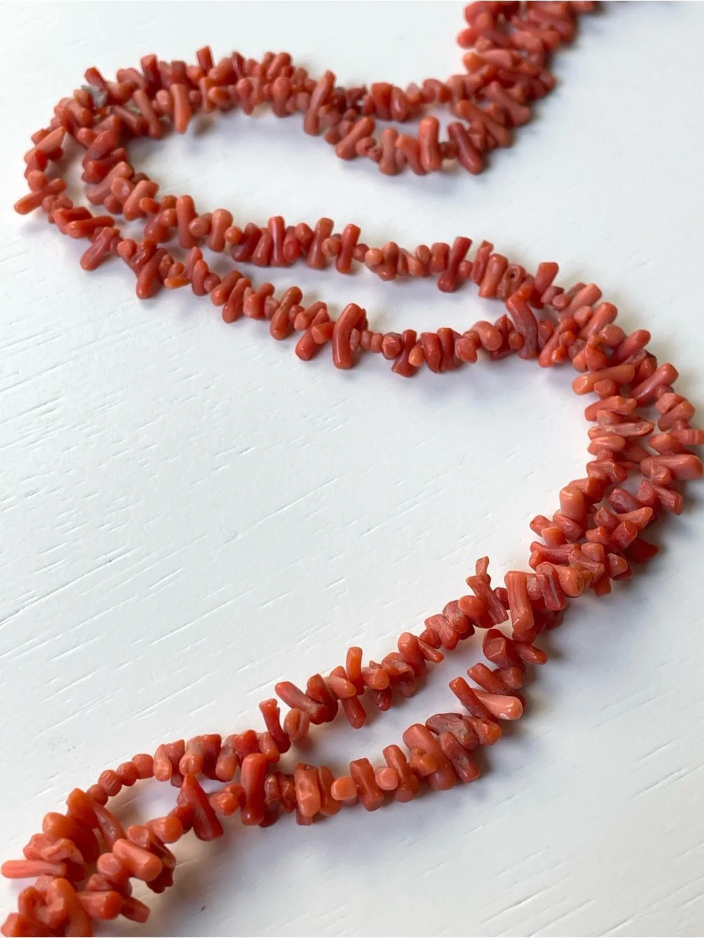 Vintage/antique coral (?) long necklace no clasp boho